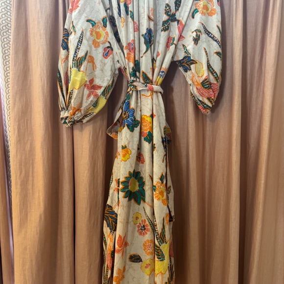 Cara Cara Maxi Dress - Picture 4 of 8